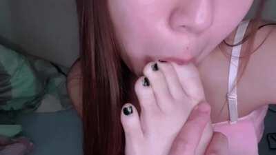 watch me suck them clean