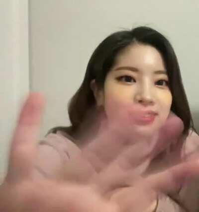 210222 - Stunning Dahyun