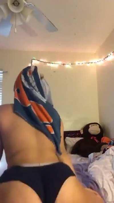 Yall said post more of her 😍😍!