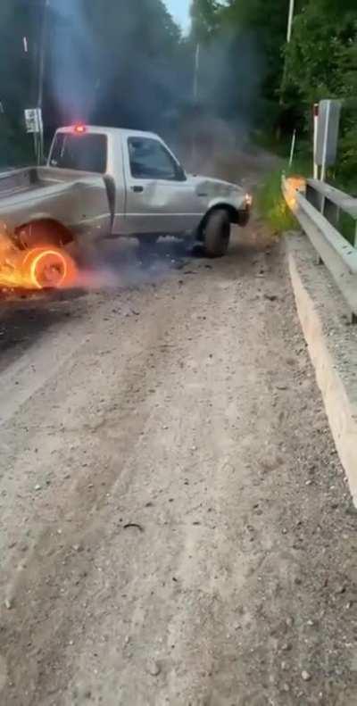 Sounds like the beginning of a Death Grips song