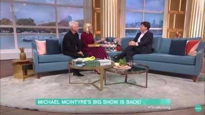 Holly talking about her ‘Giant bottom’