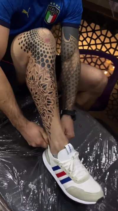 Black tattoo art by © Ibrahim Barboza.