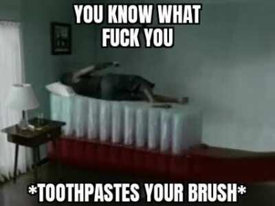 How to untootpaste guys