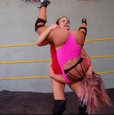 Thunder Rosa and Alex Gracia