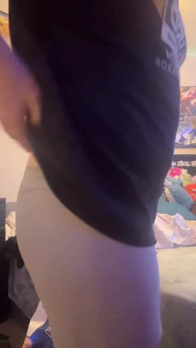 you can jackoff but no touching ;p