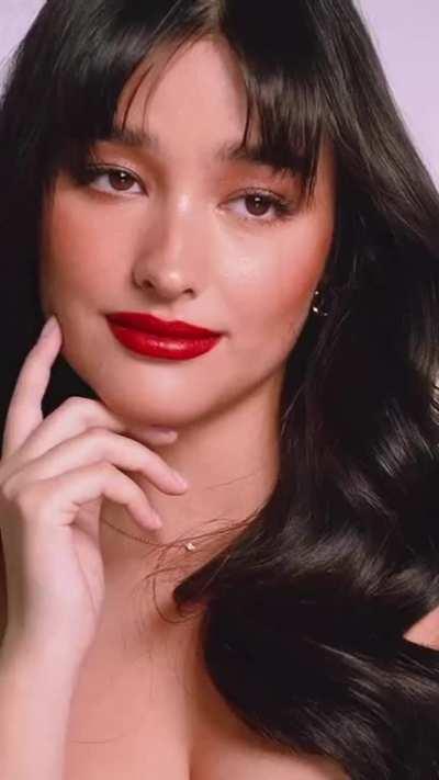 Liza Soberano