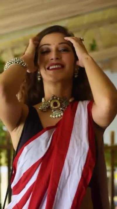 New Anjali Bhabhi always showing us her pits 🤤🤤😍😍