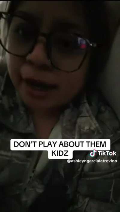 So her and fat boy were on forever last night. Trying to show the courts her new rebrand. And bringing out her “wealth”. Like a dog showing old tricks. But we know the true ash pushes through. She can only last a short time with the court mask on.