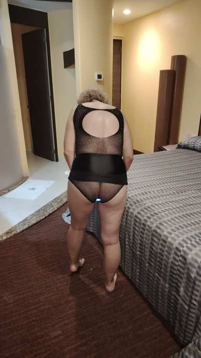 Arriving to illuminate the place