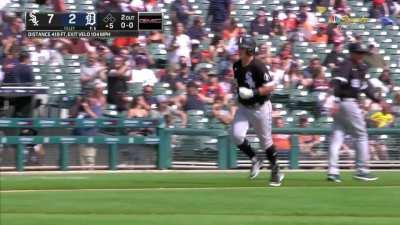 [Highlight] Andrew Vaughn crushes a grand slam to put the White Sox up 7-2 over the Tigers