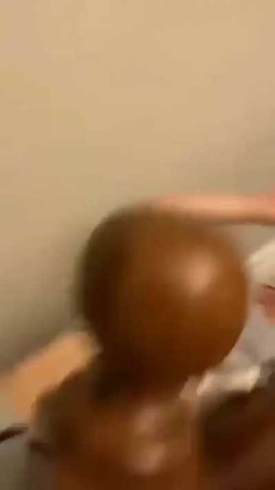 Randomest vid I could ever come across.