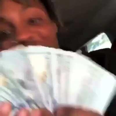 Live this song soo much❤️