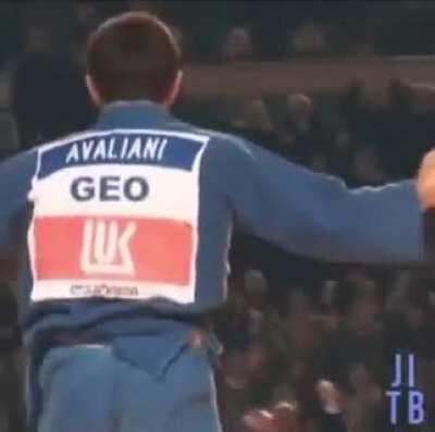 Smooth like butter (video from Judo Fanatics on Instagram)