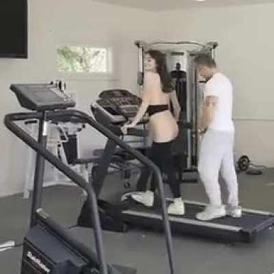 Gif Of the day 05-09-21