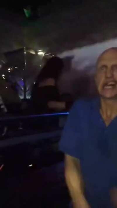 Wtf how can he do it? 😱