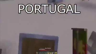 Portugal chegando no Brasil . Gosto muito de Portugal esse é só um meemezinho bobo 😊