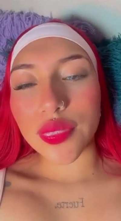 In the mood for a kiss ?