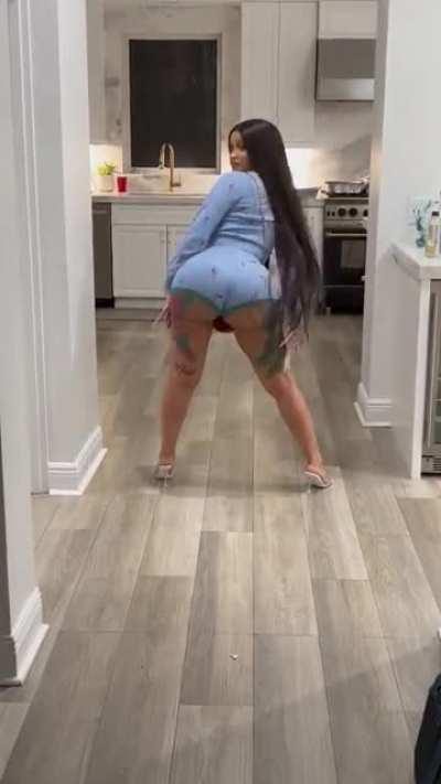 Sorry I Been Gone But I Think She Finna Drop Some More Bangers 😩