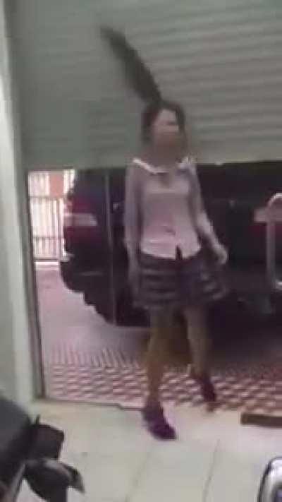 WCGW trying to make a grand entrance