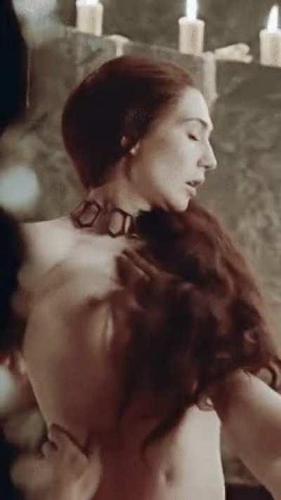 Carice van houten riding in game of thrones