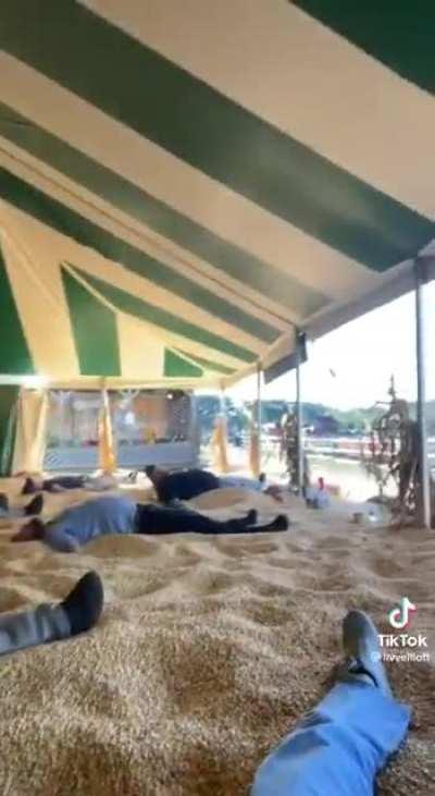 I want to go to the Corn Beach