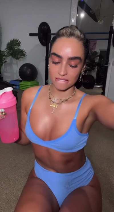 Blue workout gear, TikTok, October 2023
