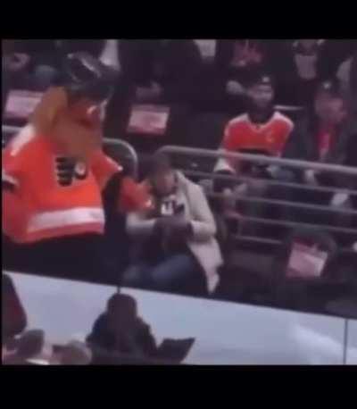 His dance skills tho