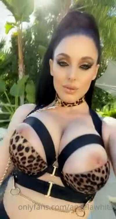 Walking with her tits out