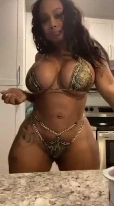 🆂hakka 🅵ernande🆉 Tease 1 🇨🇻