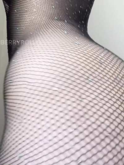 look how jiggly my pussy and ass are