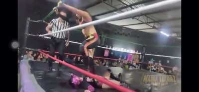 Persephone showing Kira her place