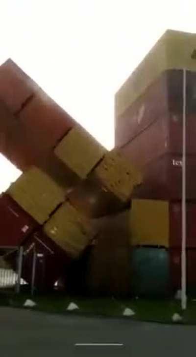 Huge storm causes domino effect in the port of Rotterdam