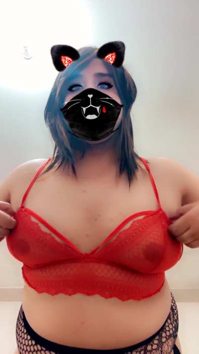 Do i have mommy figure (sissy bottom from Daman)