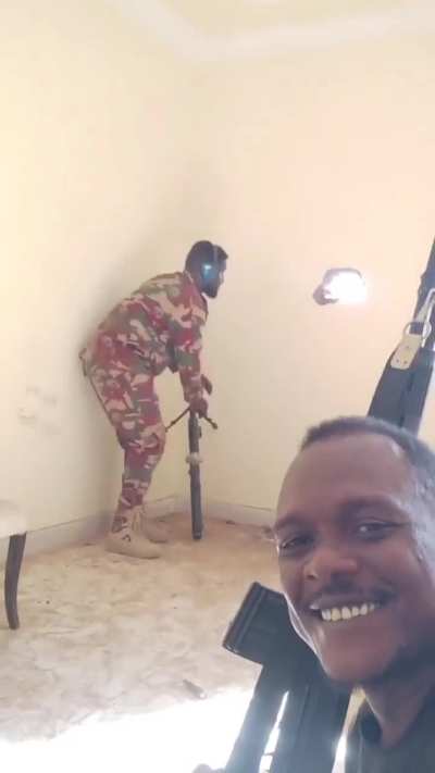 Sudanese soldier carries out sniper attack against RSF
rebels using Chinese made (Zijiang M99) then switches to Russian made (Tigr SVD)  sniper rifle.