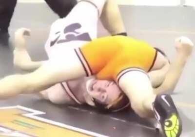 Sharing to r/fightporn with less emphasis on 