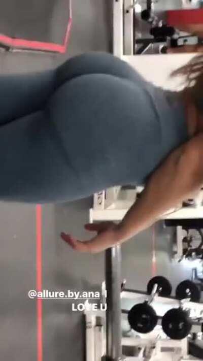 Imagine seeing that at the gym 👀