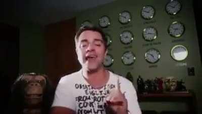 muca falando de quanta rola a mae do maluco tomou