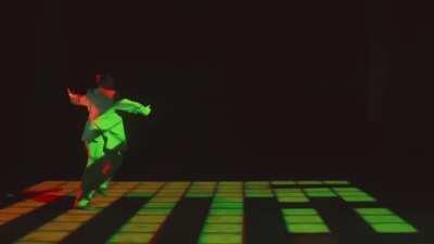 Chrystal Dolphin / Dolphin in the Town - помните вчерашний пост про вырванные ворота? Я заLOOPил самую интересную часть мелодии оттуда почти на четыре минуты, и приделал какого-то пляшущего азиата =) Наслаждайтесь!