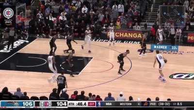 [Highlight] Franz Wagner steps back on the Clippers and knocks down a huge dagger 3 with 40 seconds left