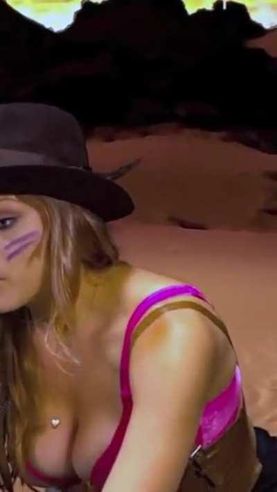 Olivia in Bra, Skirt, and Heels (Pilot Compilation)