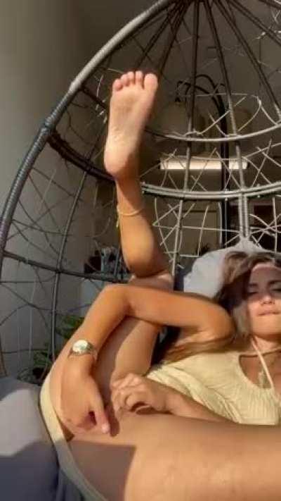 Playing with my pussy before my date ;)