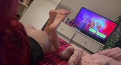 Jasmine stinky feet Dm for Groupchat GirlsRnasty or Files