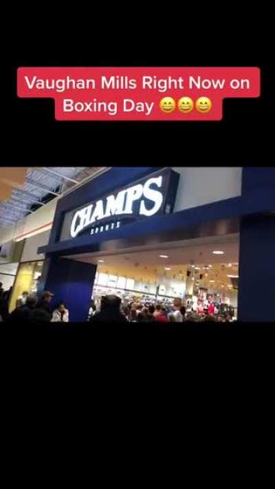 Vaughan Mills Boxing Day