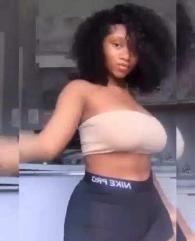 500 upvotes & I’ll reveal my tits on here🙈😌🍈. Btw add my snap @ londynvee40