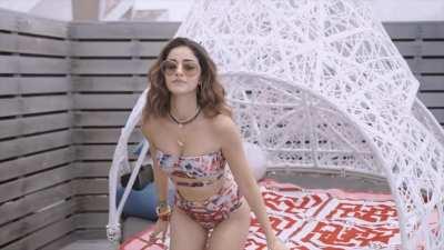 behenchod ananya panday kya lag rahi hai yaar . I wanna fap in her DM me if u want to do it with me. ASAP