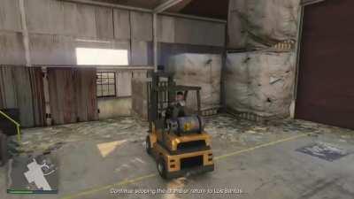 I don't if anybody knows about this extra spot in the hanger....so here ya go!!