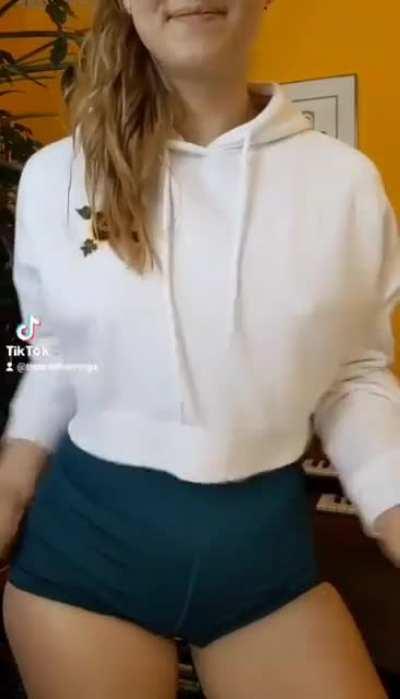 thatredherringx tit slip tiktok nsfw