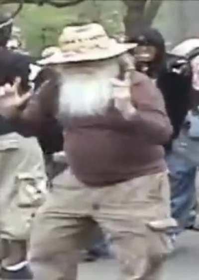 Just some Wizards Vibing ...