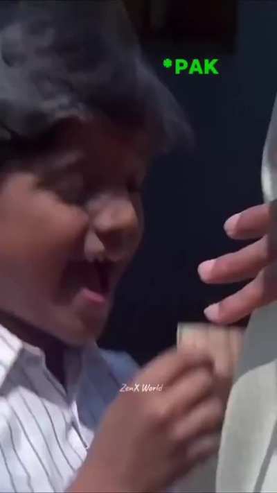 Pakistanis thought Kohli's retirement will solve their issues 😂