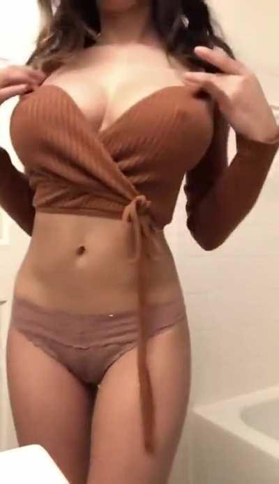 Rock Hard Nipples On Big Jiggly Tits